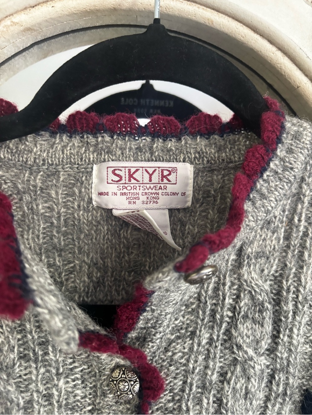 Vintage 80s SKYR Sportswear 100% Wool Cardigan Sweater Gray Cable Knit Hand Knit - Picture 13 of 13